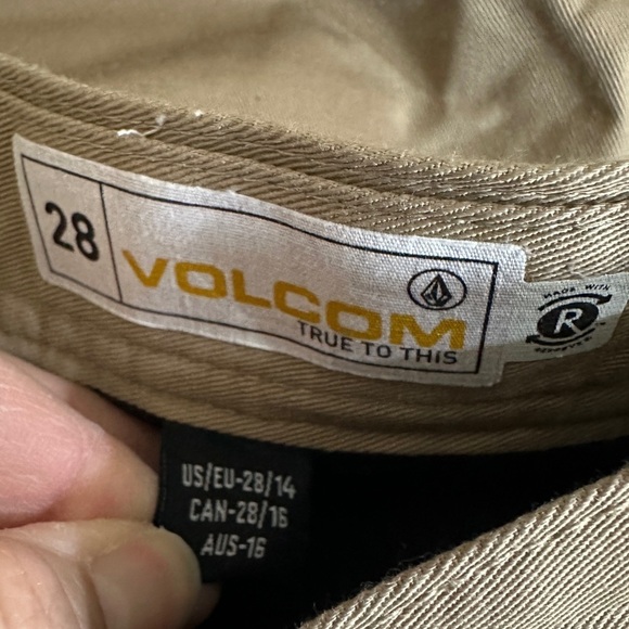 Volcom Frickin Chino Shorts Tan True to This youth size 28, NWT - Picture 2 of 5